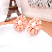 Korean Style Women Lady Lovely Daisy Flower Pearl Stud Earrings For Girls Ornament Decoration IMY66