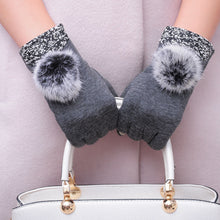 Fur Ball Gloves For Women Phone Touch Screen Cotton Warm Gloves Mittens Female Gloves luvas de inverno IMY66