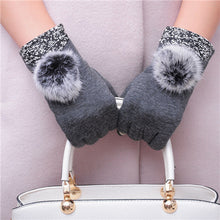 Fur Ball Gloves For Women Phone Touch Screen Cotton Warm Gloves Mittens Female Gloves luvas de inverno IMY66