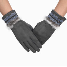 Women Lace Botton Gloves Phone Touch Screen Warm Wrist Gloves Mittens Female Cashmere Military Gloves IMY66