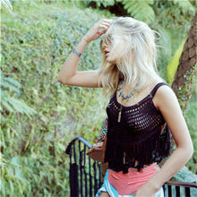 Women Halter Neck Tops Sexy Crochet Knit Crop Top Cropped Lace Camisole Backless Crochet Top tops femme IMY66