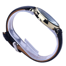 Harajuku style Women Dress Watches Faux Leather Star Pattern Analog Quartz Wrist Watch relogio Hours Clocks IMY66