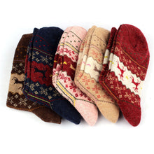 Vintage Socks Deer Casual Knitted Wool Socks Warm Thickening Women Socks IMY66