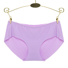 Ultra-thin Sexy Seamless Underwear Women Low Waist Invisible Underwear Briefs Thong Ice Silk Seamless Crotch Panties IMY66