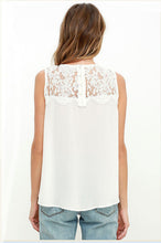 Women Chiffon Tank Tops Lace Floral Hollow Sleeveless Shirts Blouse Casual Tank Tops Blusas Feminino IMY66